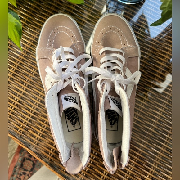 High Top Vans - Picture 3 of 7